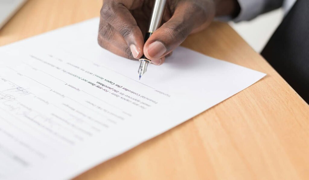 commercial lawyer dubai